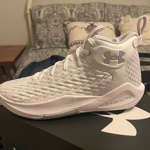 Under Armour Men’s 9.5
